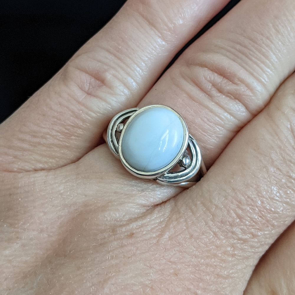 Natural Blue Owyhee Opal, 925 Silver Ring, Size 8 - Picture 2 of 9